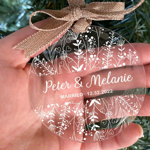 Custom Name Acrylic Married Ornament Gift Mr & Mrs Christmas Ornament Personalized Mr Mrs Wedding Ornament Wedding Gift