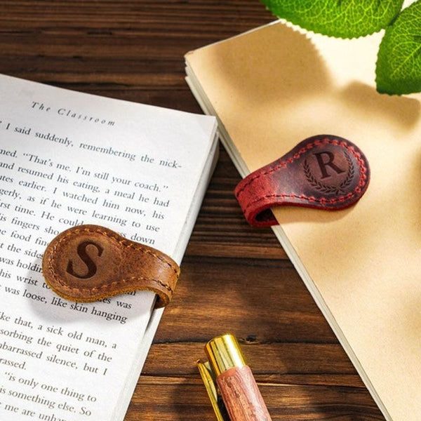 Customized Magnetic Leather Bookmark, Personalized Leather name Bookmark, Reader Gift