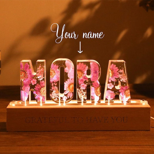 Personalized color letter dried flower resin name lamp, Custom real flower color night light