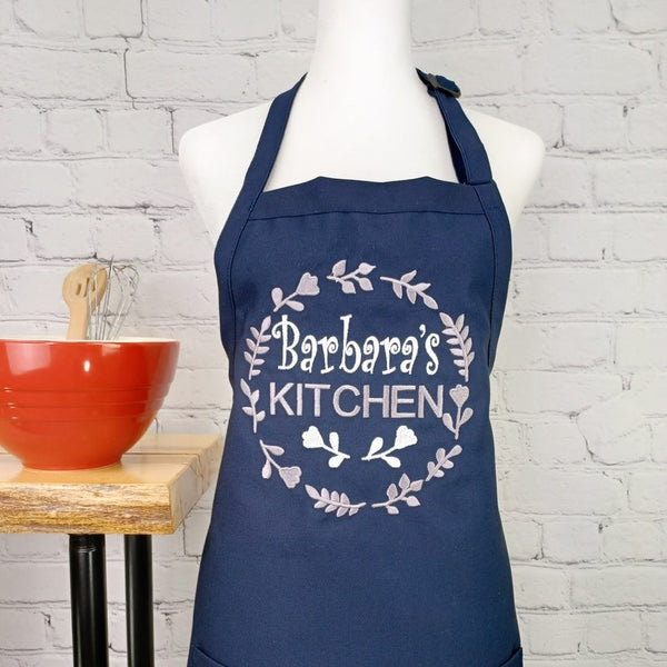 Customizable embroidered apron Personalized name