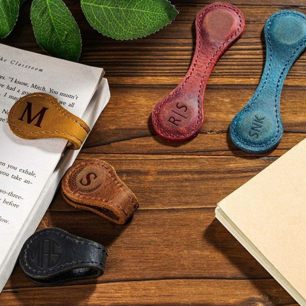 Customized Magnetic Leather Bookmark, Personalized Leather name Bookmark, Reader Gift