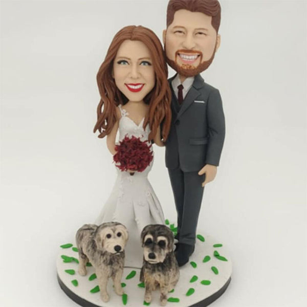 Custom couple bobblehead, bobblehead couple,bobblehead wedding cake topper, wedding gifts with dog/cat(pets)