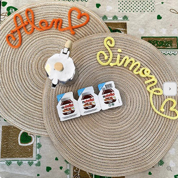 Customizable straw placemat