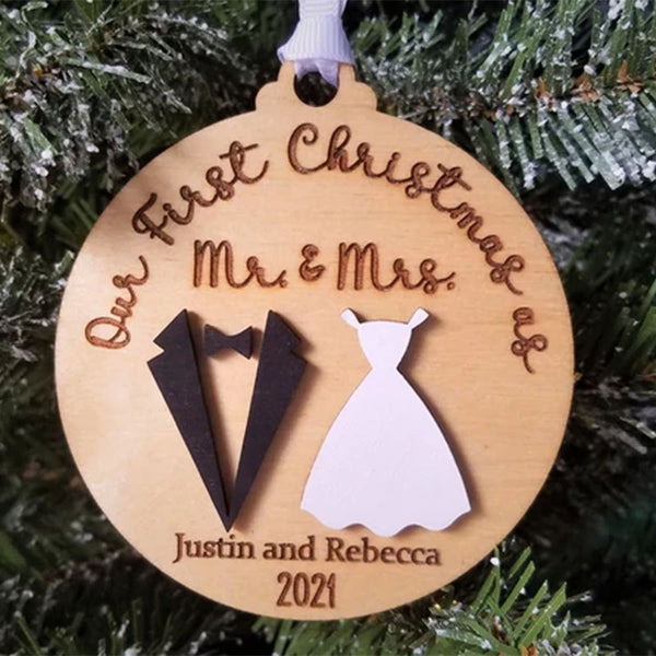 First Christmas Married Ornament - Custom Wedding Ornaments - Personalized Holiday Gift - Groom - Bride - Bridal - Engagement Marriage