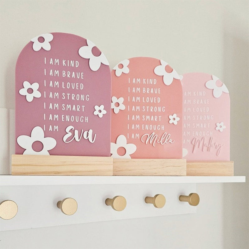 Personalised Daisy Flower affirmation arch by Evelet Designs, customisable