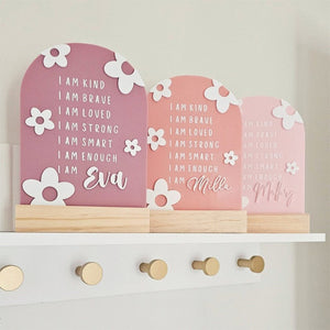 Personalised Daisy Flower affirmation arch by Evelet Designs, customisable