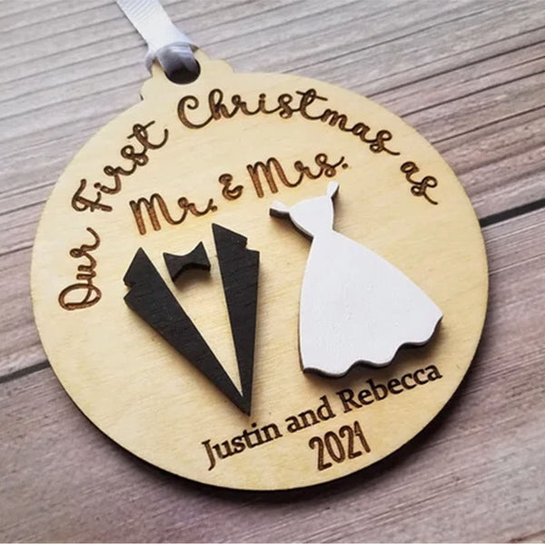 First Christmas Married Ornament - Custom Wedding Ornaments - Personalized Holiday Gift - Groom - Bride - Bridal - Engagement Marriage