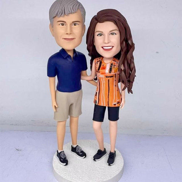 Custom couple bobblehead, bobblehead couple,bobblehead wedding cake topper, wedding gifts with dog/cat(pets)