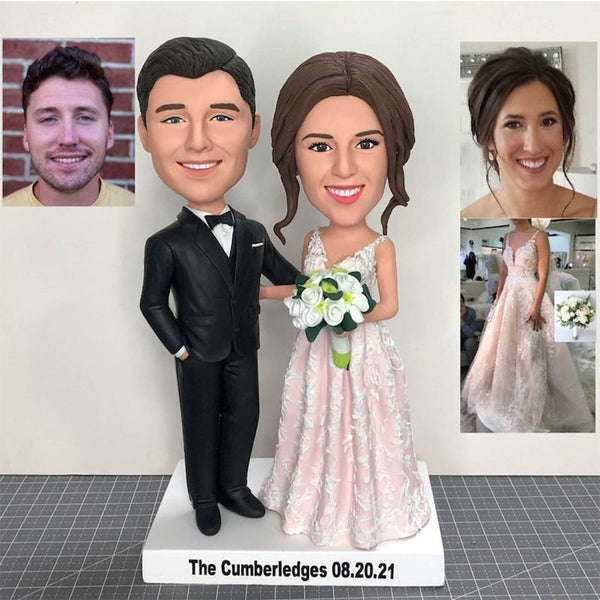 Custom couple bobblehead, bobblehead couple,bobblehead wedding cake topper, wedding gifts with dog/cat(pets)