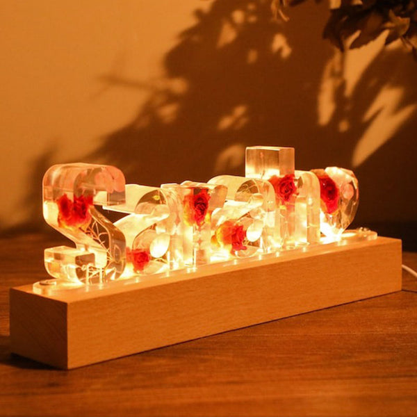 Personalized color letter dried flower resin name lamp, Custom real flower color night light