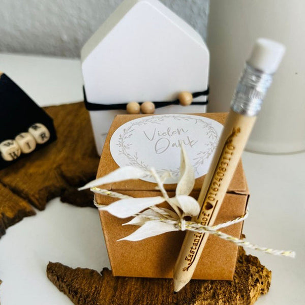 Wedding Favors for Guests in bulk, Personalized Engraved Rustic Wedding Wooden Pencils