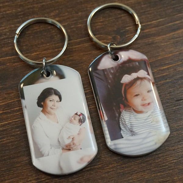 2 photo keychains, personalized photo keychains, custom photo keychains for your lover, friends and family