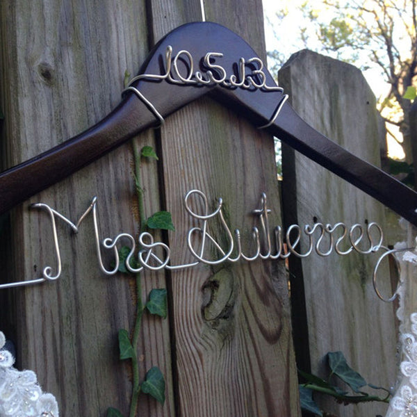 Wedding hangers with date, custom bridal hangers, engagement gifts, bridal shower, name hangers, lady hangers, personalized bridal gifts